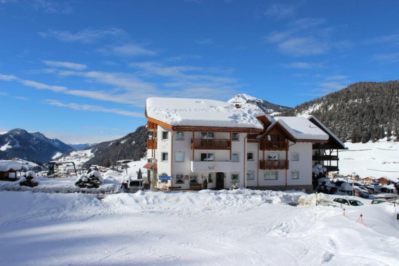 Apartments Aghel ***S Selva di Val Gardena Exterior photo